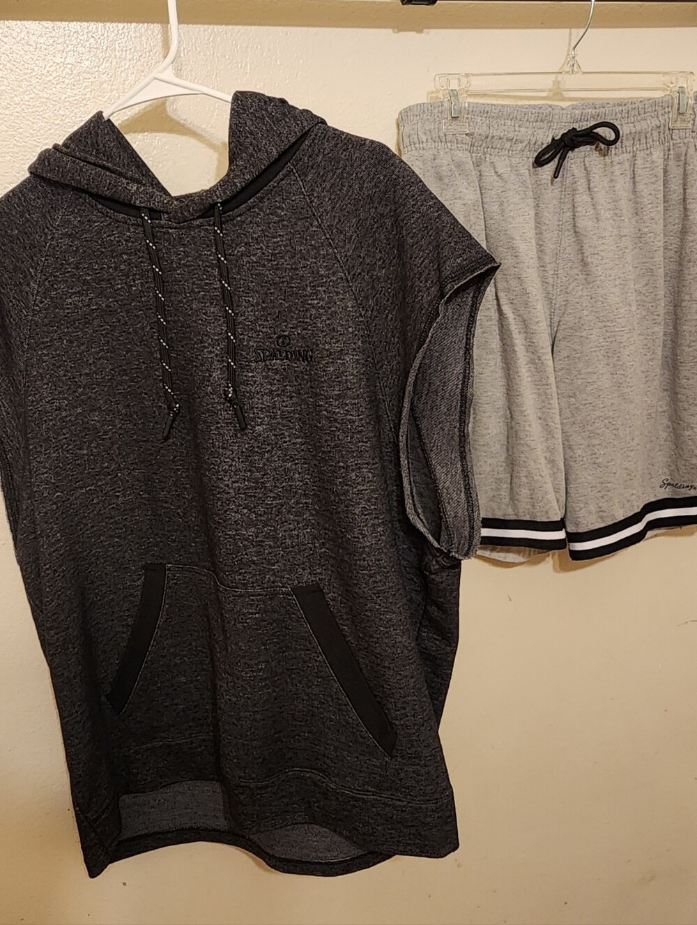 Spalding Dark Gray Hooded Short-Sleeve Sweatshirt & Light Gray Drawstring Shorts